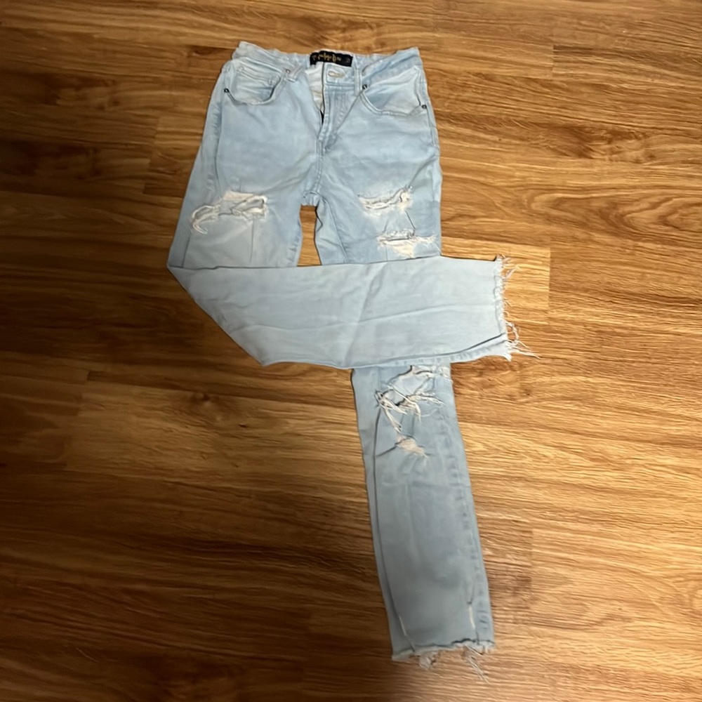 Women’s mom jeans size 5 W26 L27